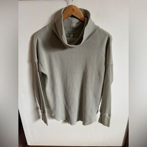 Babaton Thermal Cowl Neck Thermal Long Sleeve